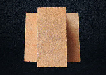 230*114*65mm Boiler Refractory Material , Light Weight Heat Insulating Bricks